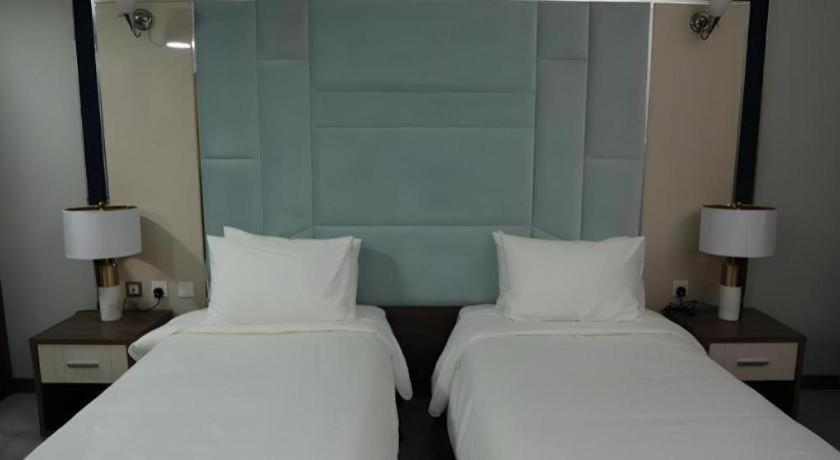 Alazmi Hotel Dubaj Zewnętrze zdjęcie