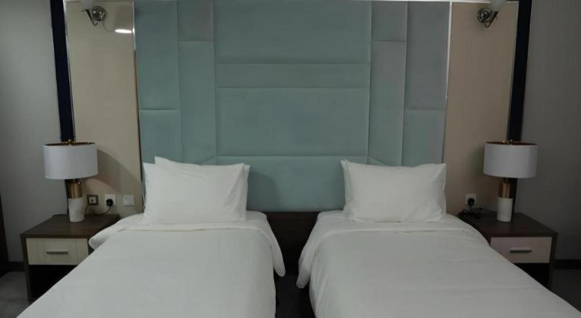 Alazmi Hotel Dubaj Zewnętrze zdjęcie